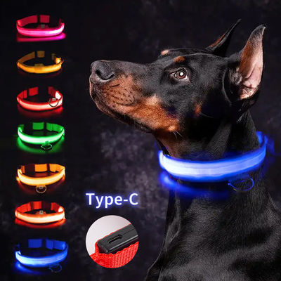 طوق الكلب LED مقاوم للماء قابل للتعديل USB Type-C إعادة الشحن نمط صلب مضيئ
